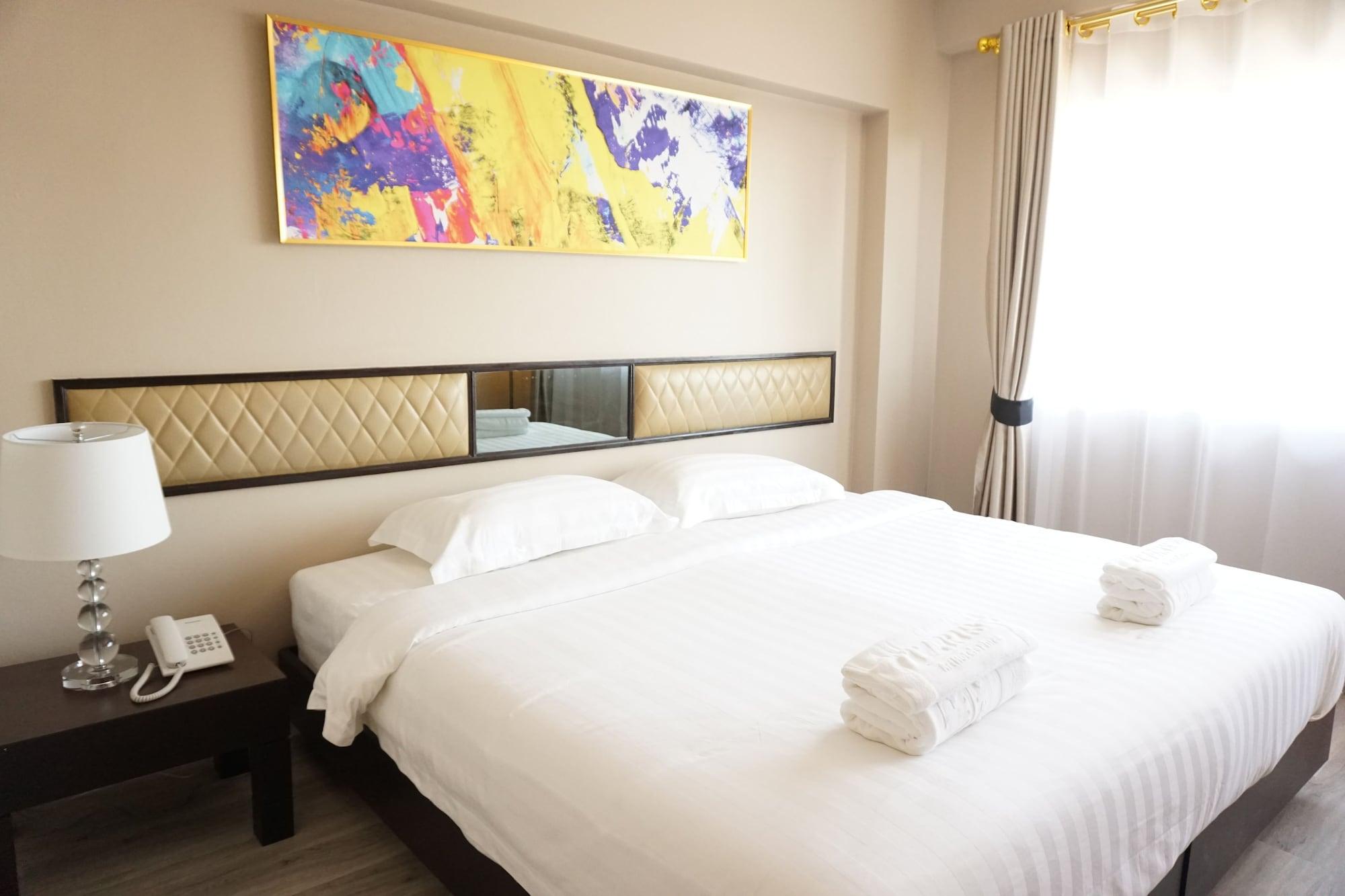 Taris Art Hotel Phre Kültér fotó