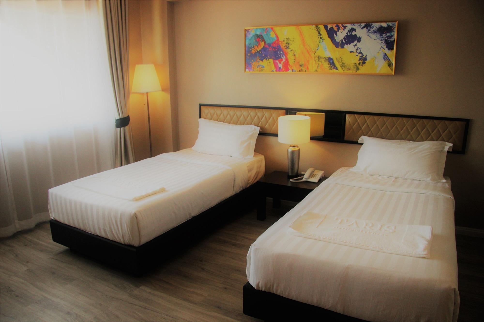Taris Art Hotel Phre Kültér fotó