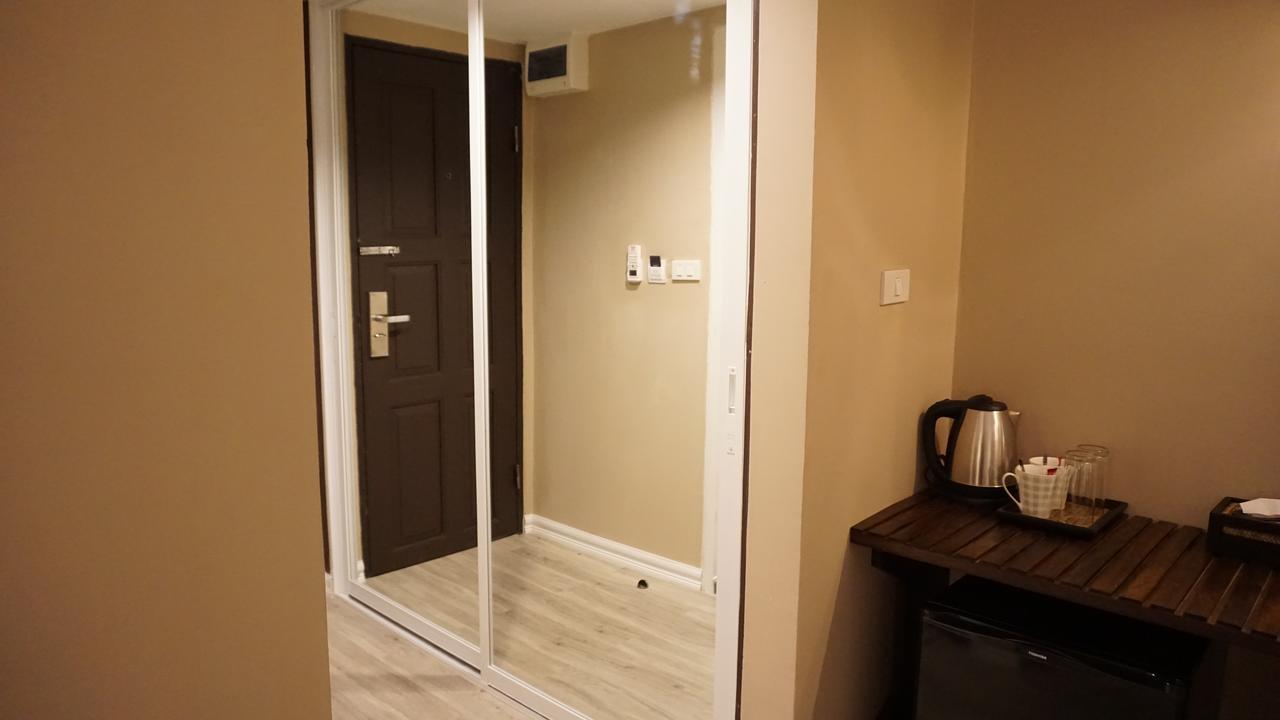 Taris Art Hotel Phre Kültér fotó
